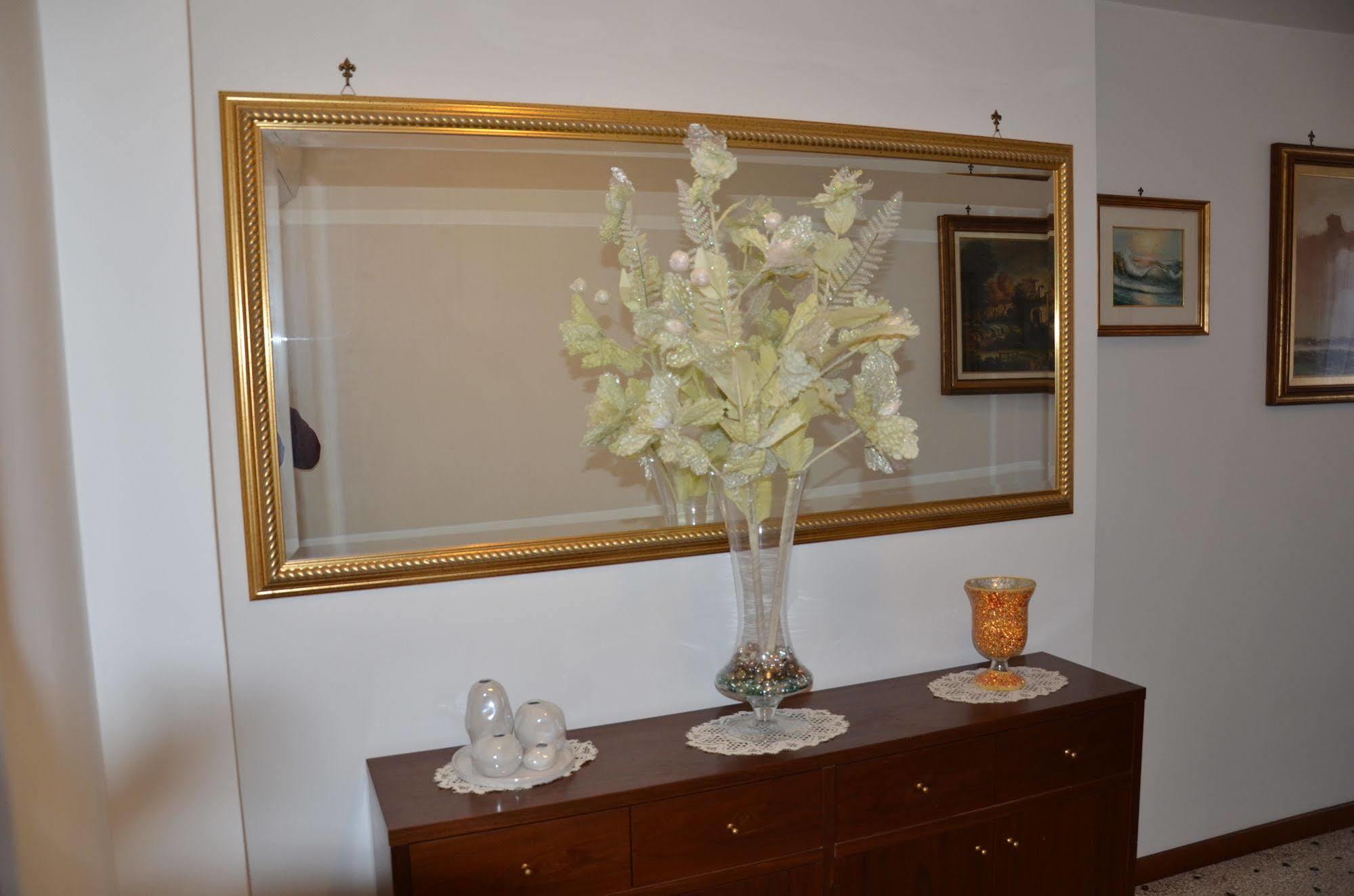 Ca' Delfina Holiday Home เวนิส ภายนอก รูปภาพ