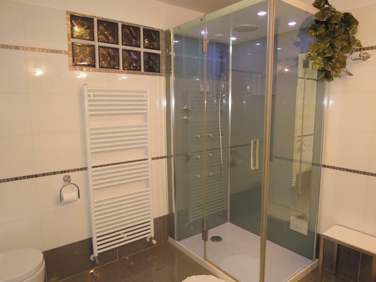 Ca' Delfina Holiday Home เวนิส ภายนอก รูปภาพ